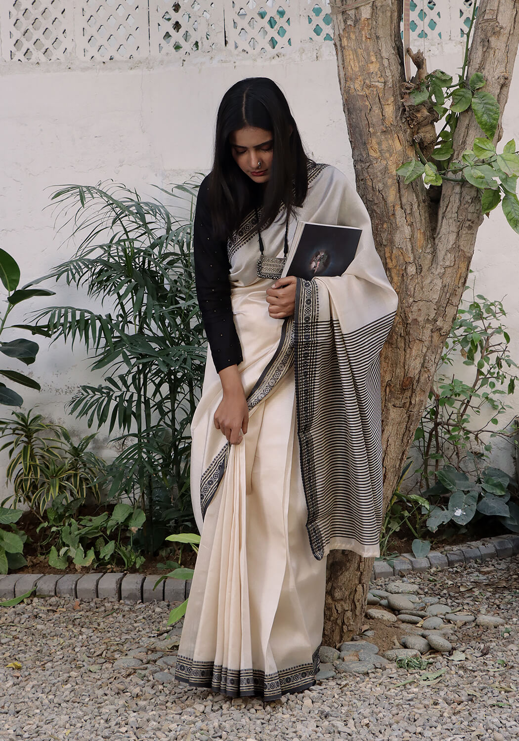Chanderi Banarsi - Off White & Black