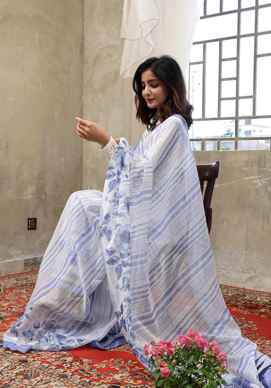 Digital Printed Saree - Blue & White