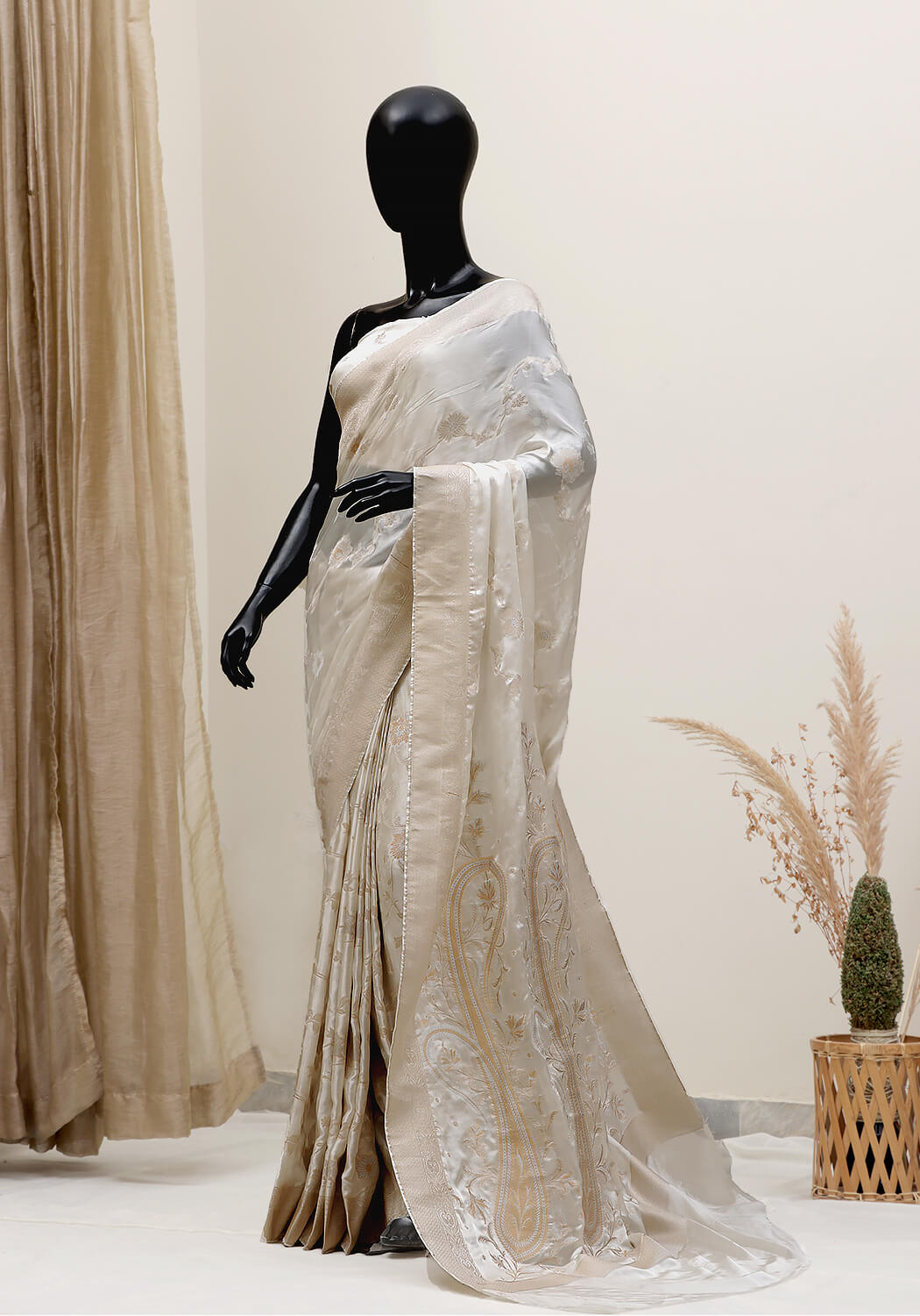 Premium Silk Banarasi Saree - Off White
