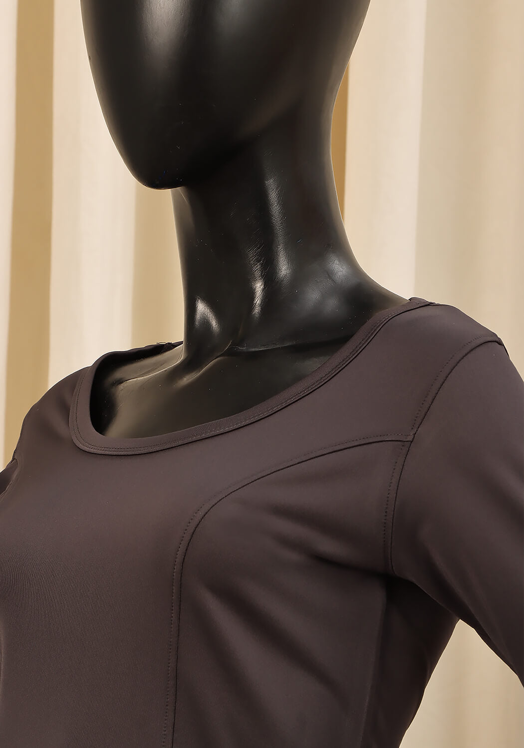 Stretchable, Saree Blouse, Crop Top, Stretchable Saree Blouse, Charcoal Grey Saree Blouse, Charcoal Blouse, Grey Saree Blouse, Saree Blouse in Pakistan, Stretchable Saree Blouse in Pakistan