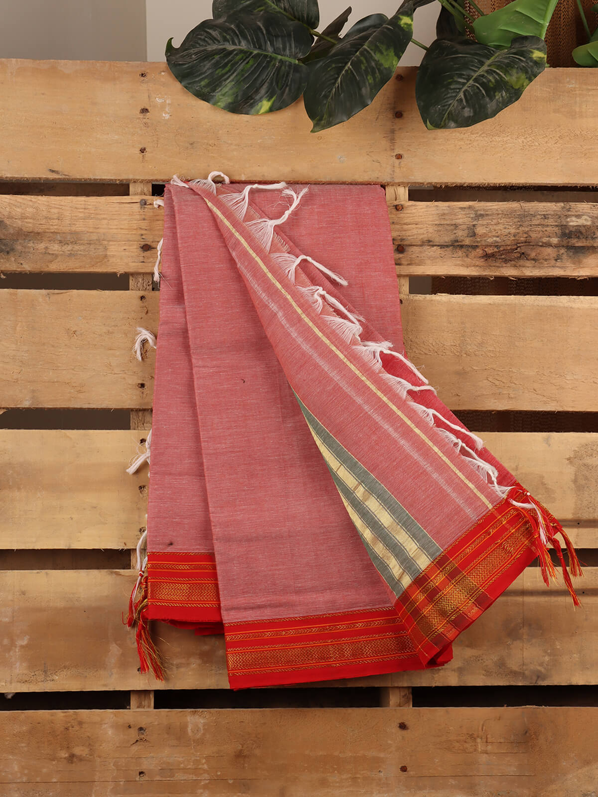 Mangalagiri Pure Cotton Saree - Reddish Pink
